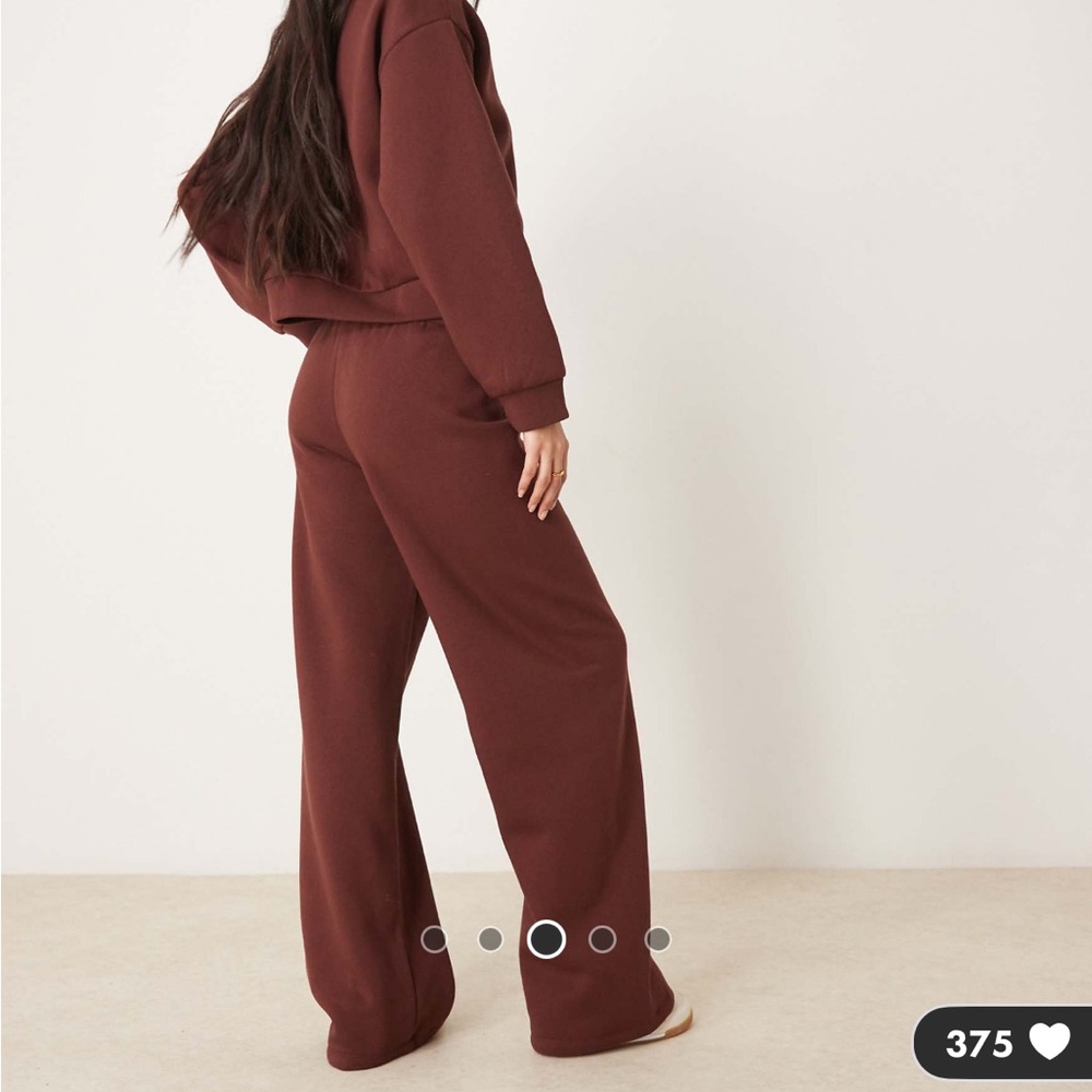 ASOS DESIGN Chocolate Sweatpants and Sweatshirt Set - Picture 3 of 4